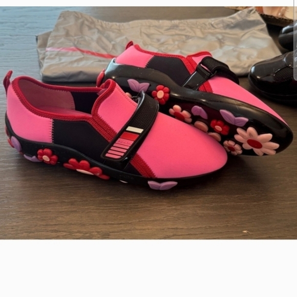 Prada Women's Bold Pink Sneakers - Picture 3 of 17